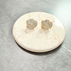 Vintage 1997 Smithsonian Gold Tone Crystal Pansy Flower Stud Earrings Elegant